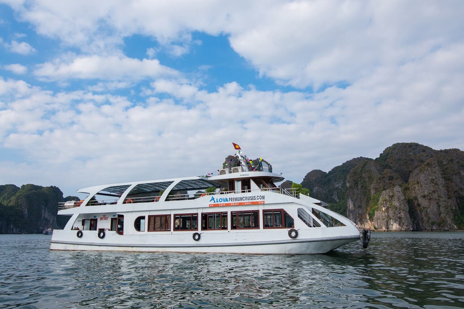 Alova Premium Cruises 1 Day 1 Alova Premium Cruises 1 Day