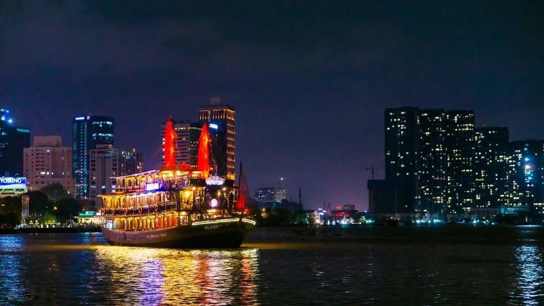 Saigon River Dinner Cruise: An Unforgettable Experience in Vietnam 2 indochina junk saigon river 3